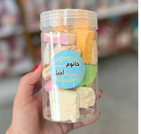 بستنی خشک رنگارنگ و ترد با طعم های متنوع، تنقلاتی متفاوت و جذاب
